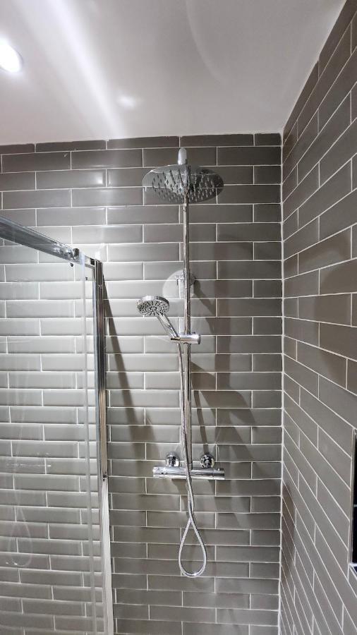 Principality Suites; Three Bed By Property Promise Cardiff Eksteriør bilde